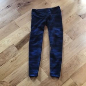 Equinox  yoga capris 🌺